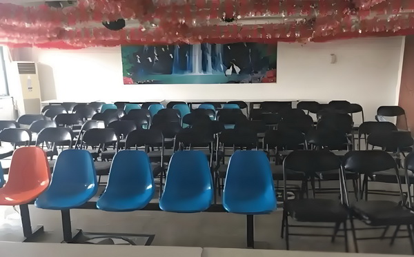 杨幂在首映礼上的一个举动，让赵丽颖再成为焦点